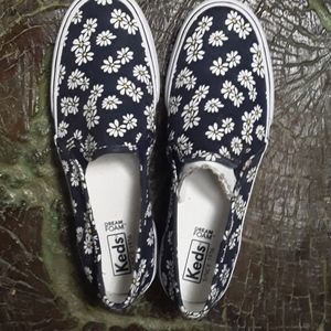 Keds daisy blue slip on sneakers